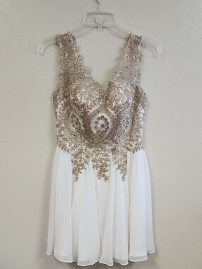 Elizabeth K B by gls Formal Dress, Size XS